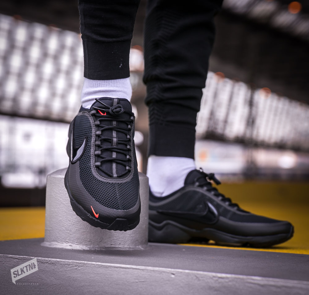 Nike Zoom Spiridon Ultra "Black"