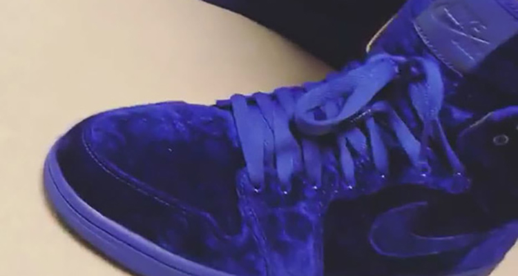 Air Jordan 1 "Blue Velvet"