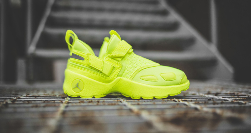 Jordan Trunner LX Energy "Volt"