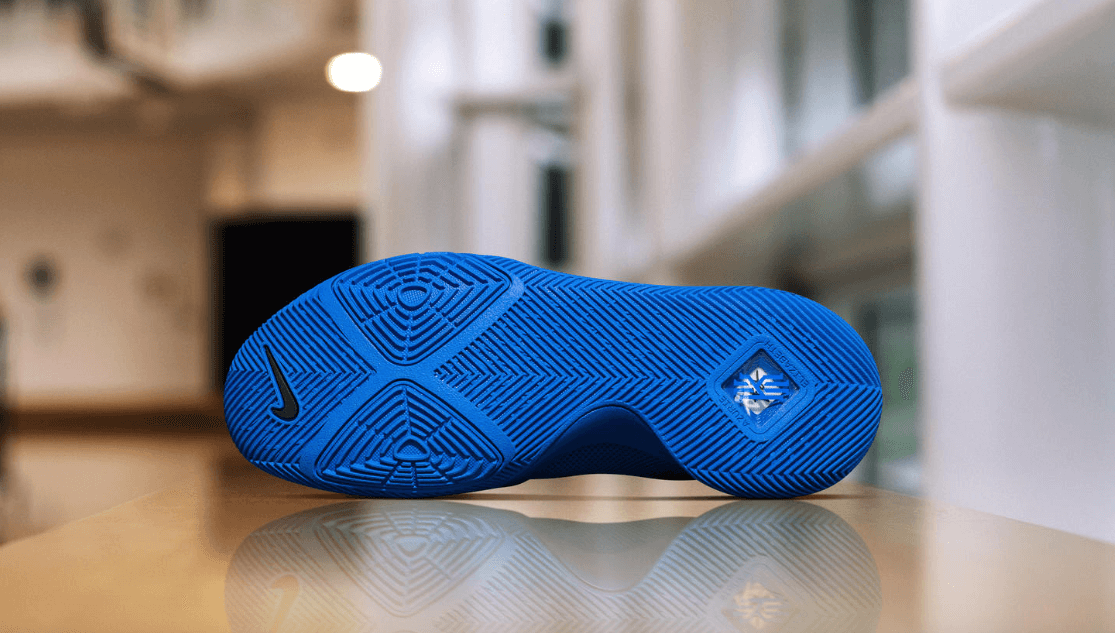 Nike Kyrie 3 "Duke"