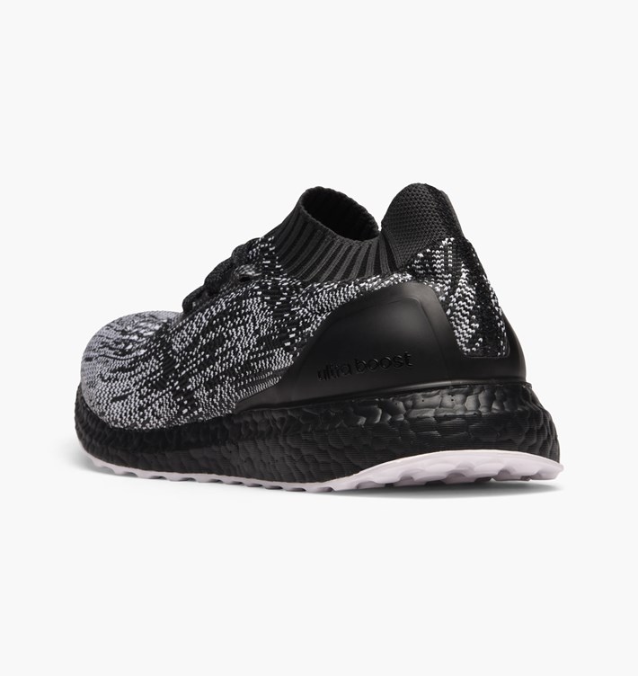 adidas Ultra Boost Uncaged Black/White