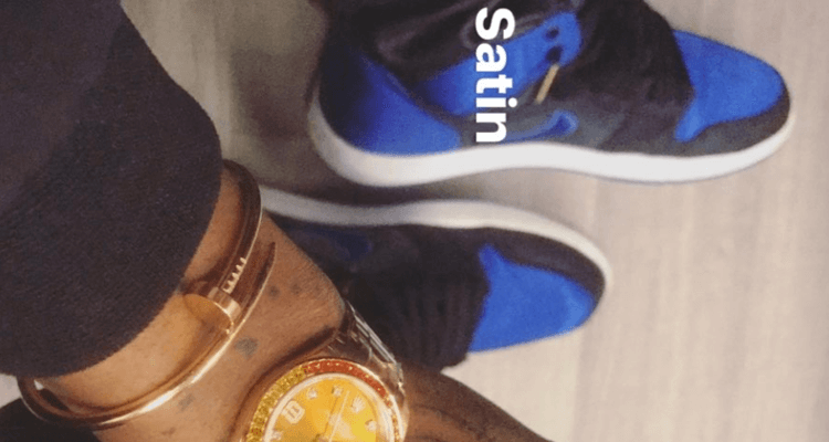 Air Jordan 1 Satin "Royal"