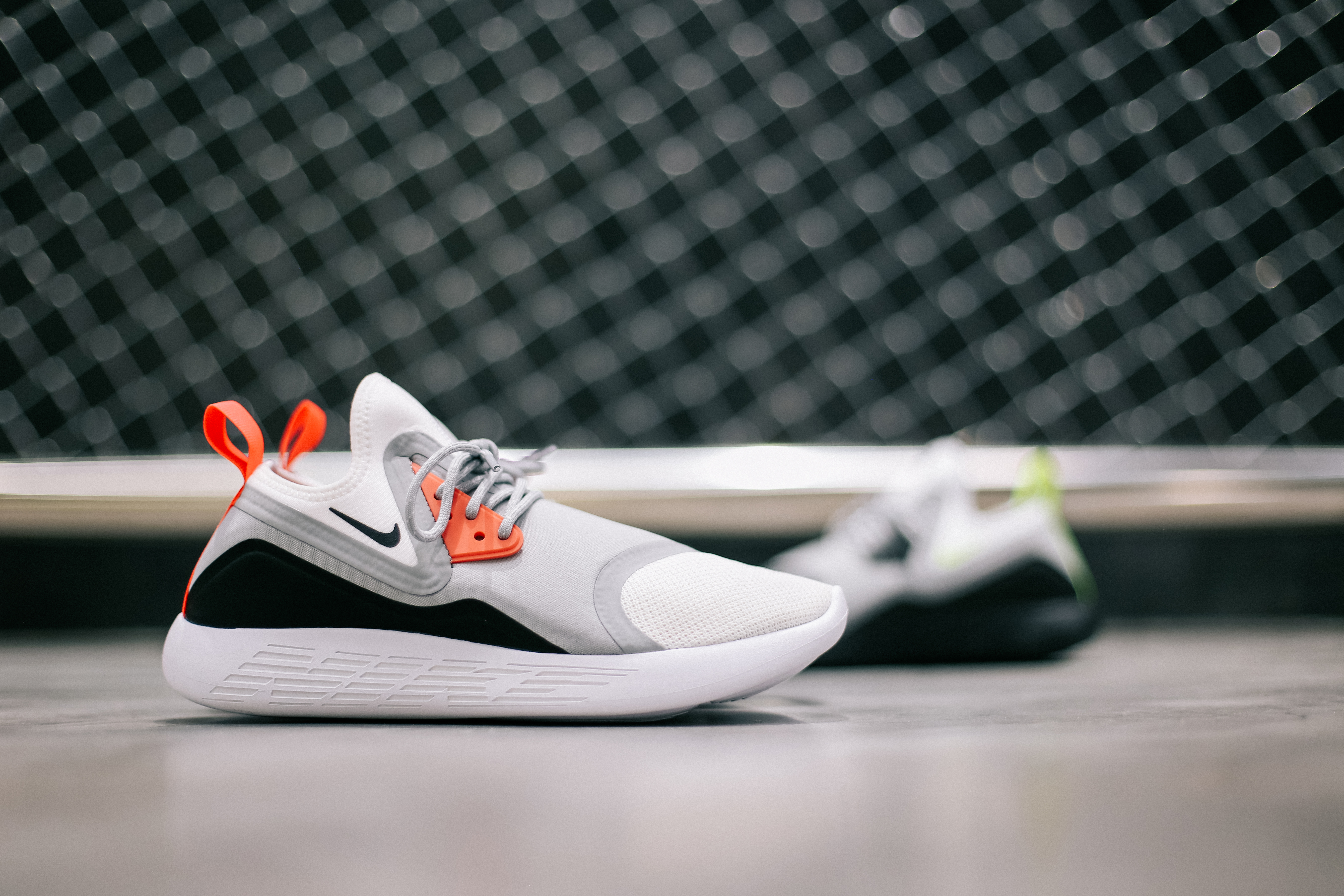 Nike LunarCharge BN "Infrared"