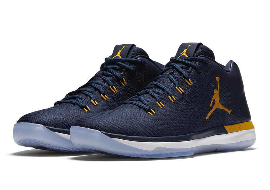 Air Jordan XXX1 Low Michigan PE