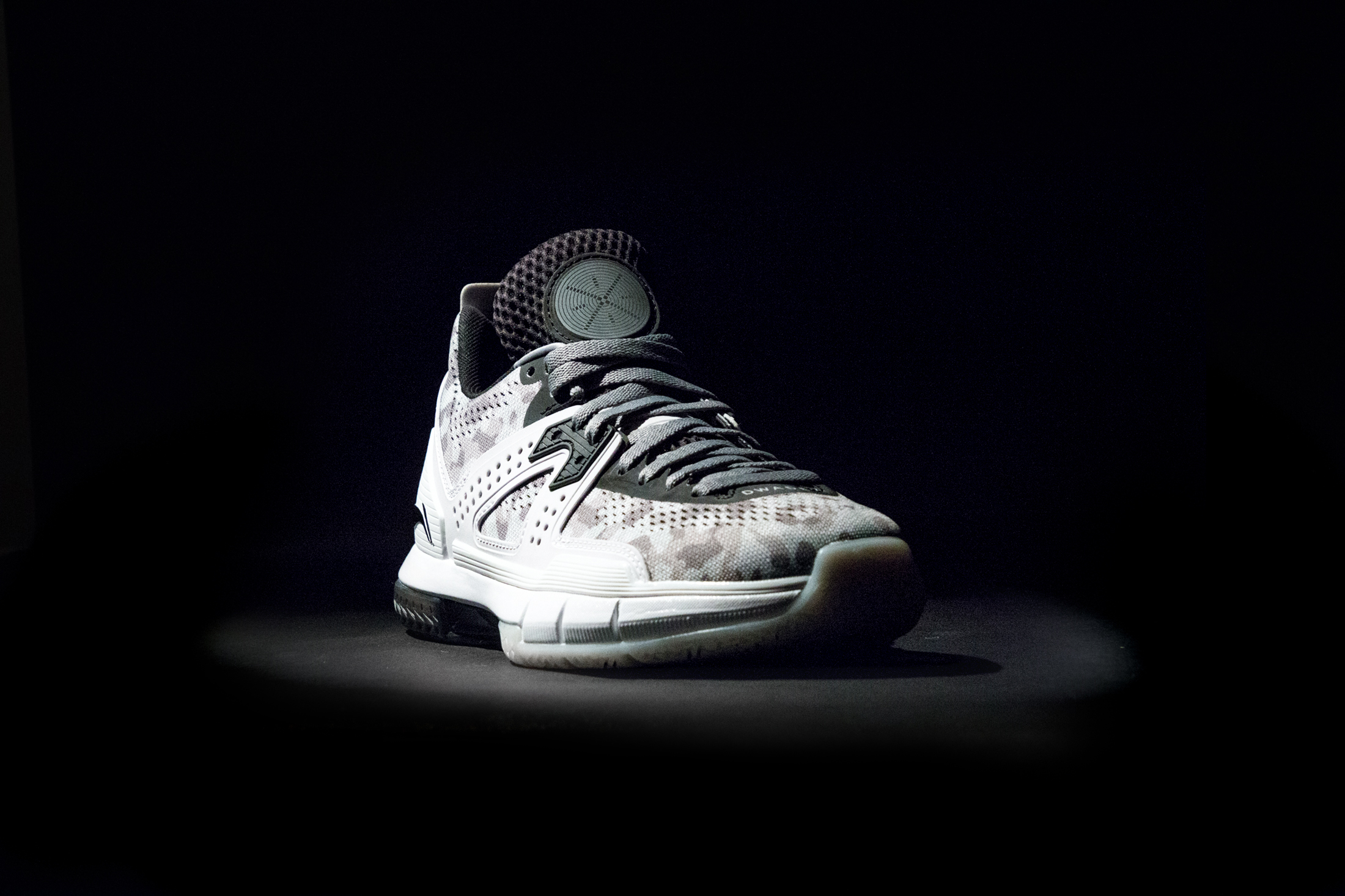 Li-Ning Way of Wade 5 "Grey Camo"