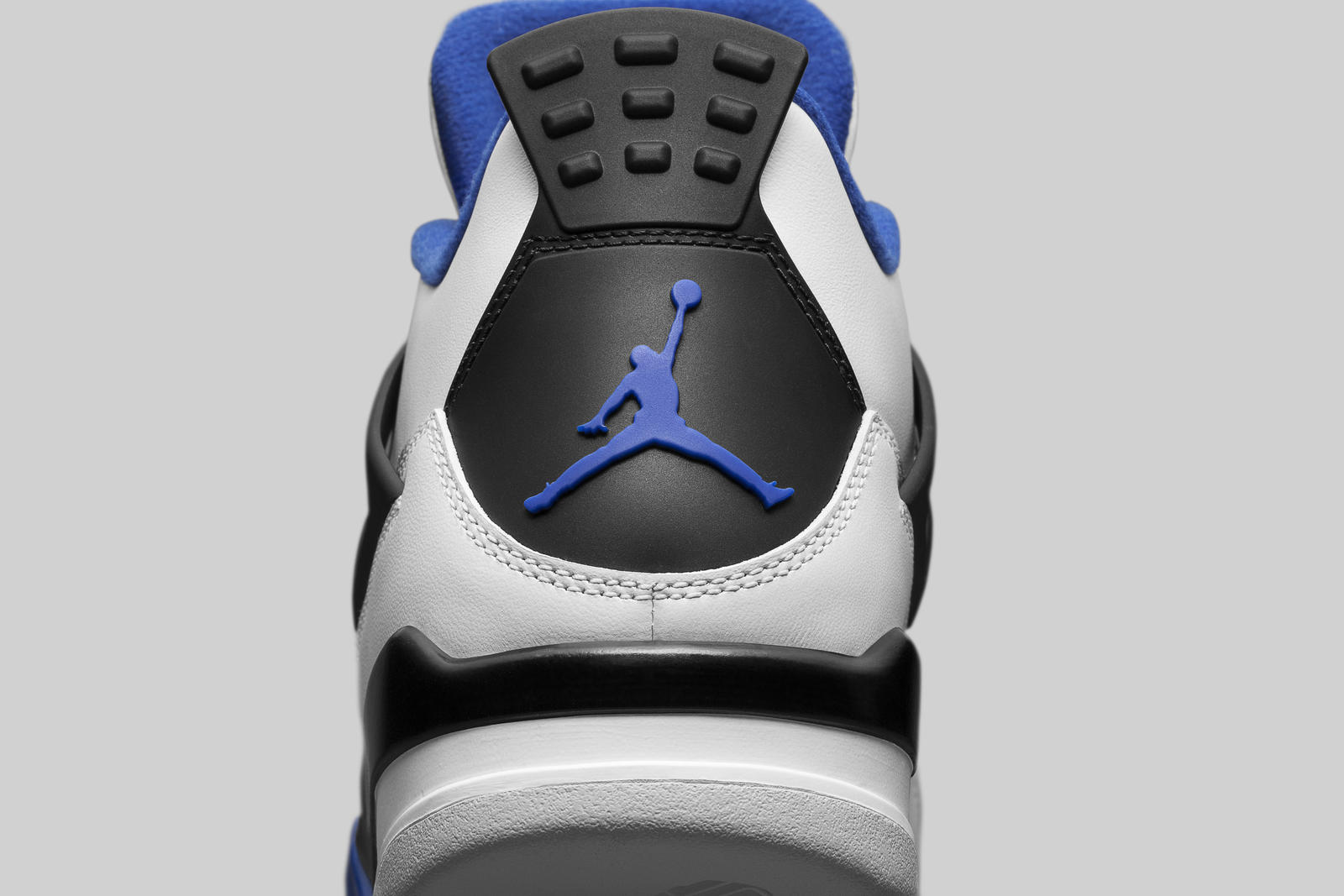 Air Jordan 4 "Motorsports"