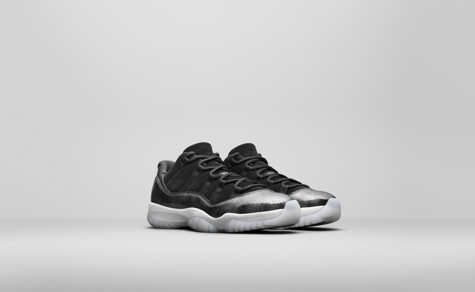 Air Jordan 11 Low "Barons"