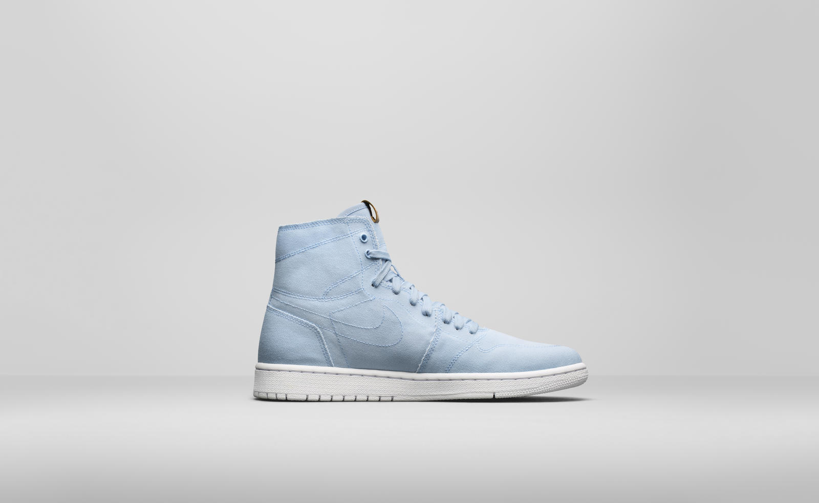 Air Jordan 1 High Decon "University Blue"