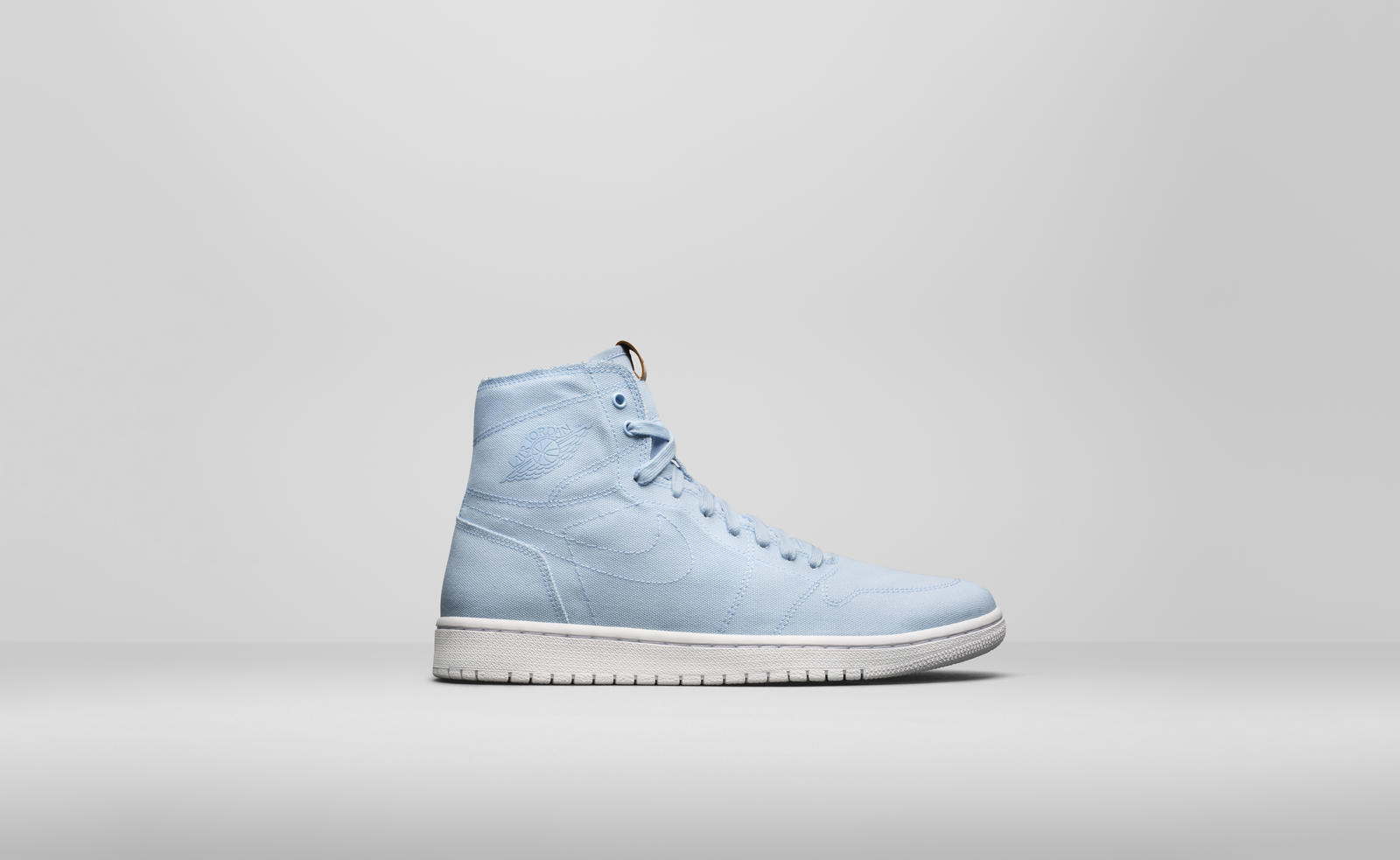 Air Jordan 1 High Decon "University Blue"