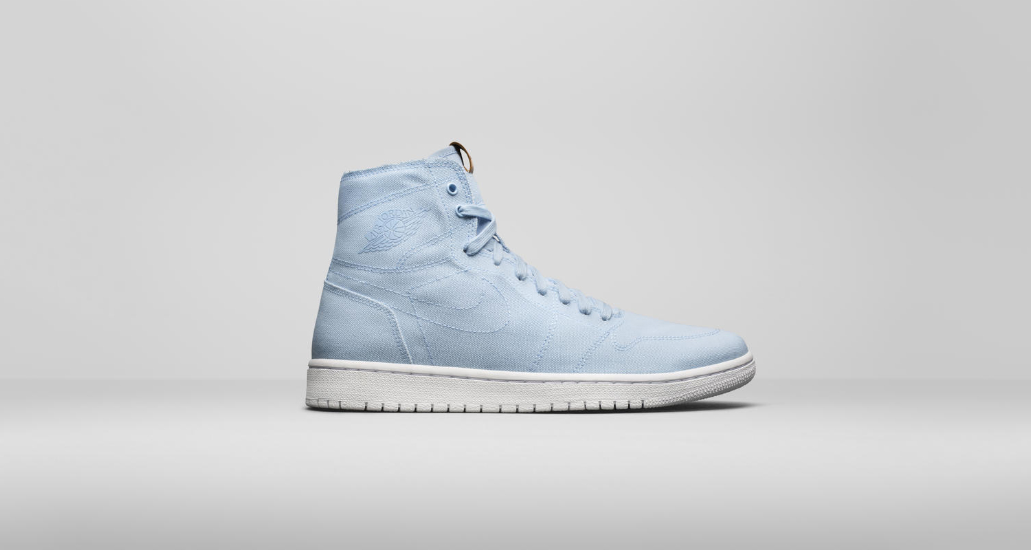 Air Jordan 1 High Decon "University Blue"