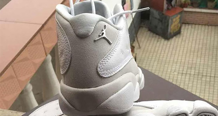 Air Jordan 13 Low "Metallic Silver"