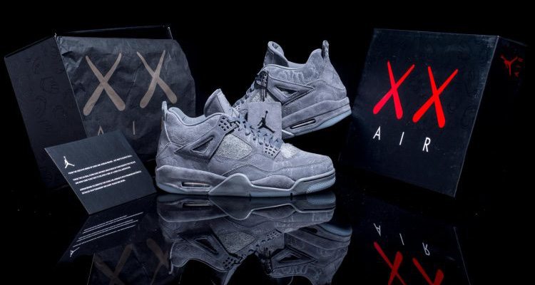 KAWS x Air Jordan 4