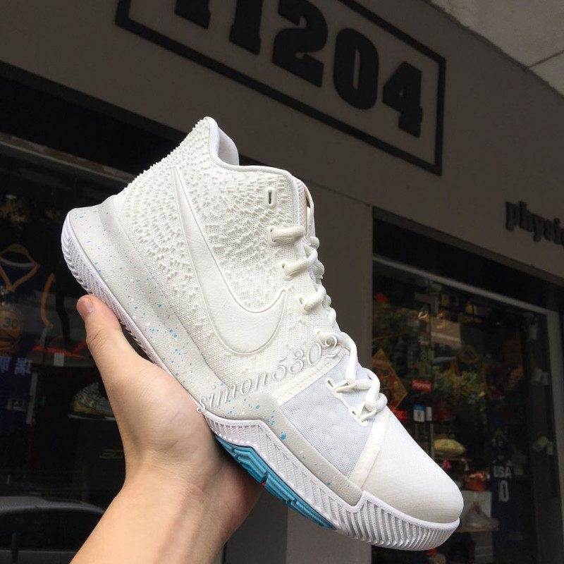 Nike Kyrie 3 "Ivory"