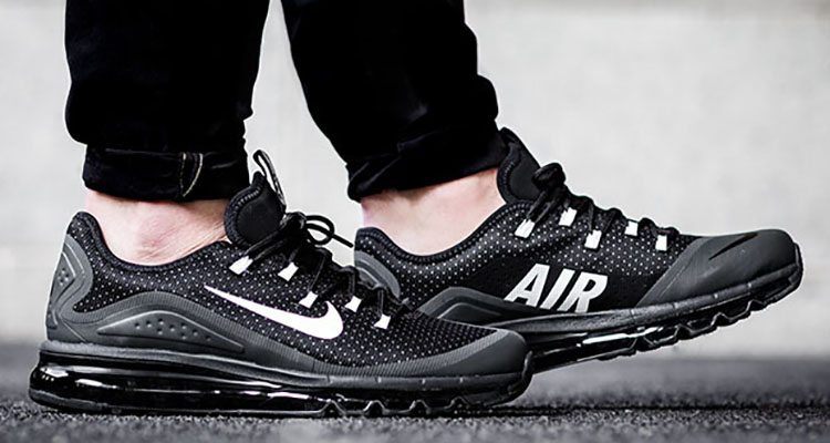 Nike Air Max More "Black"