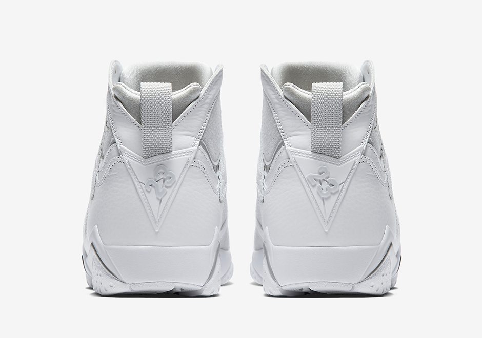 Air Jordan 7 "Pure Platinum"