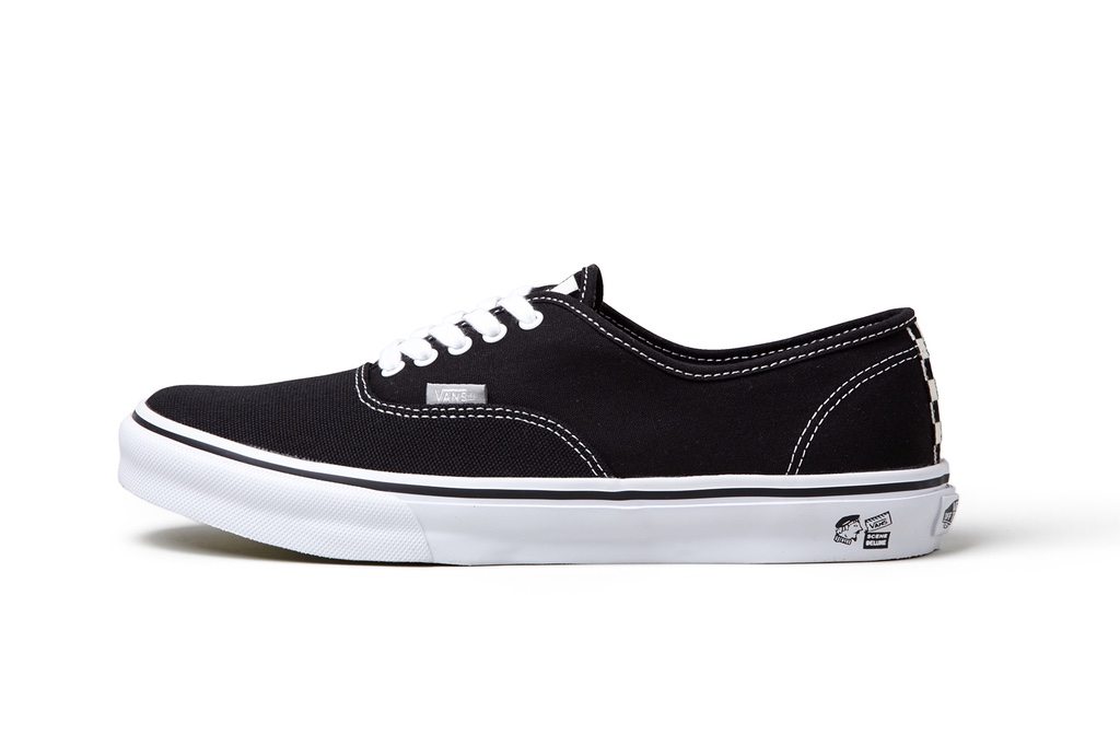 DELUXE x Vans Authentic