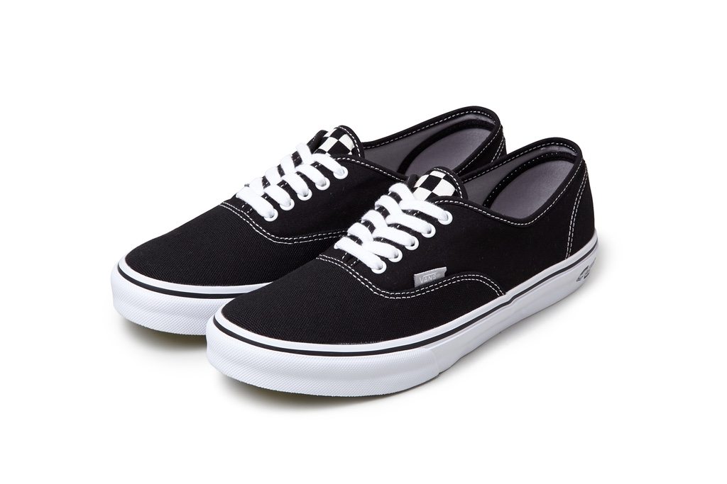 DELUXE x Vans Authentic