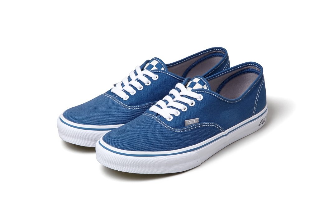 DELUXE x Vans Authentic