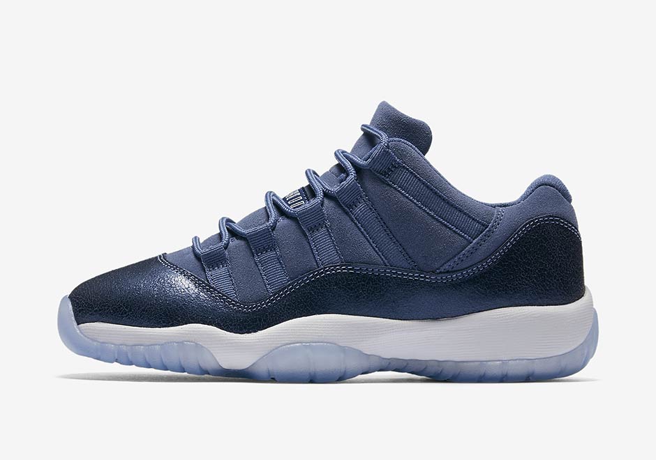 Air Jordan 11 Low "Blue Moon"