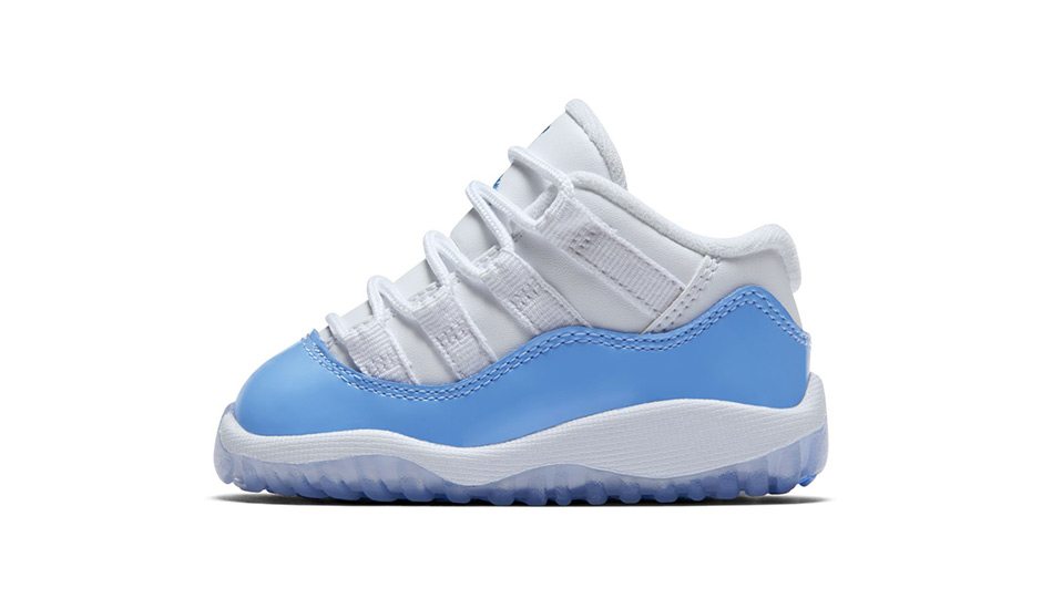 Air Jordan 11 Low "UNC"