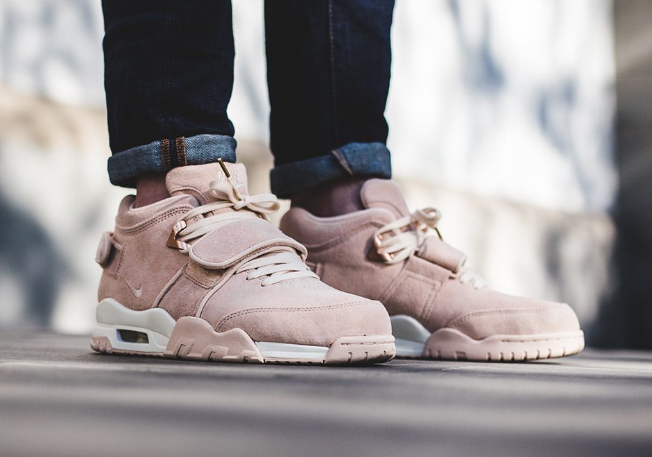 Nike Air Trainer Cruz "Easter"