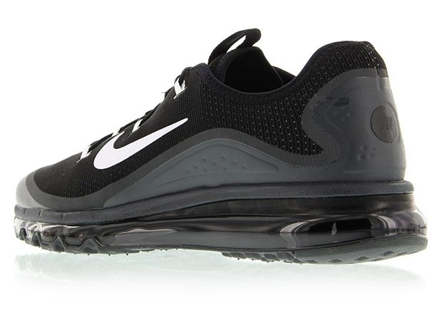 Nike Air Max More "Black"