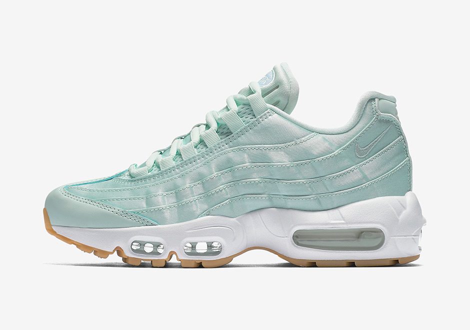 Nike WMNS Air Max 95 "Fiberglass"