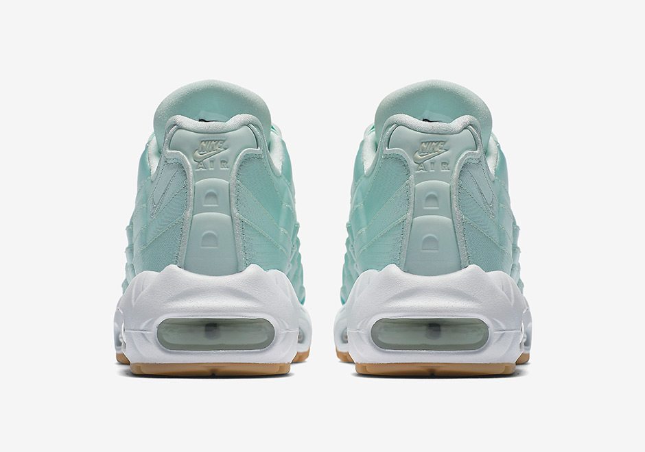 Nike WMNS Air Max 95 "Fiberglass"