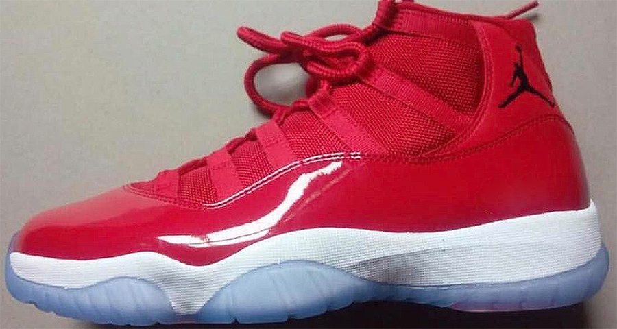 Air Jordan 11 "Gym Red"