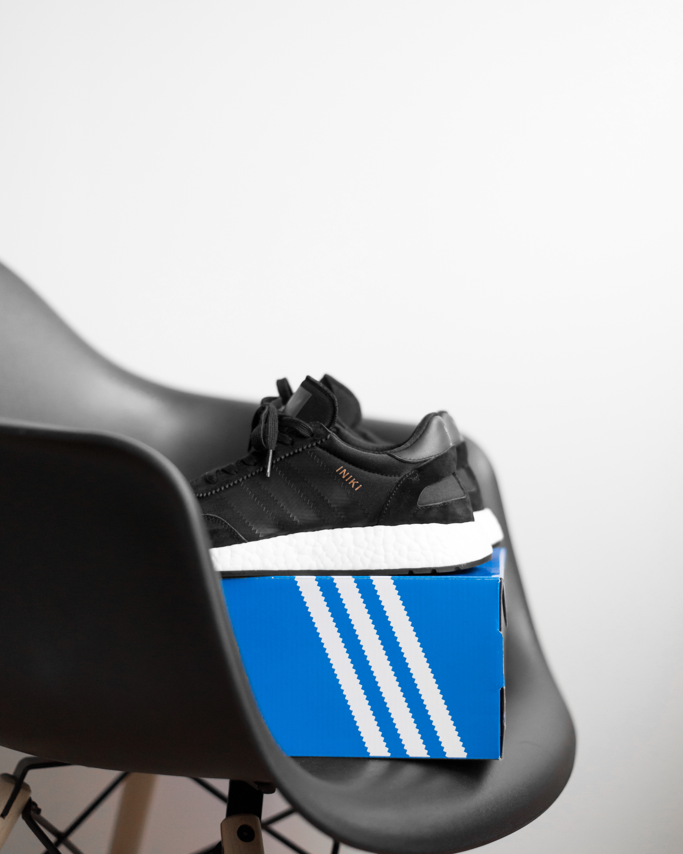 adidas Iniki Runner