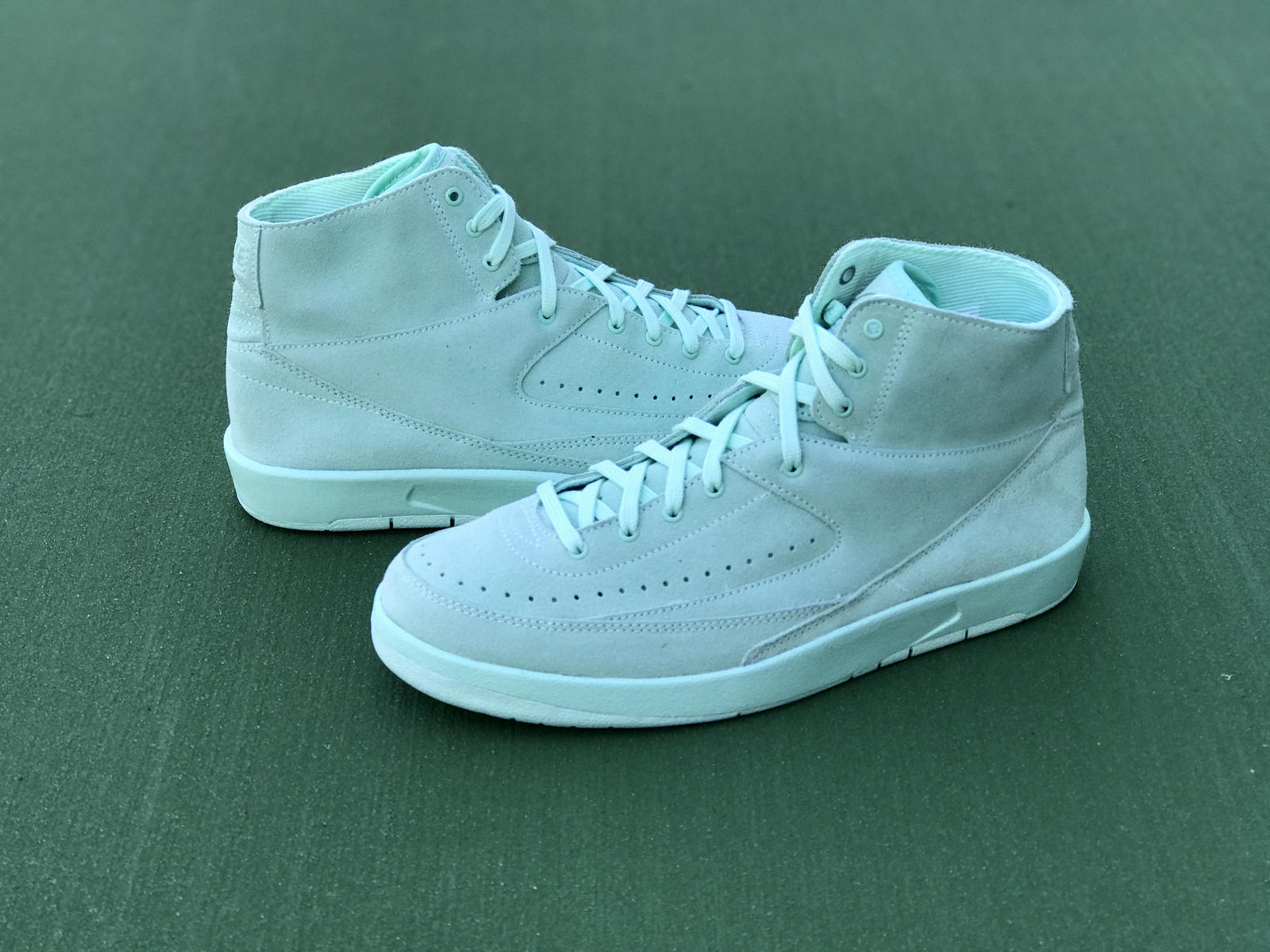 Air Jordan 2 Decon "Mint Foam"