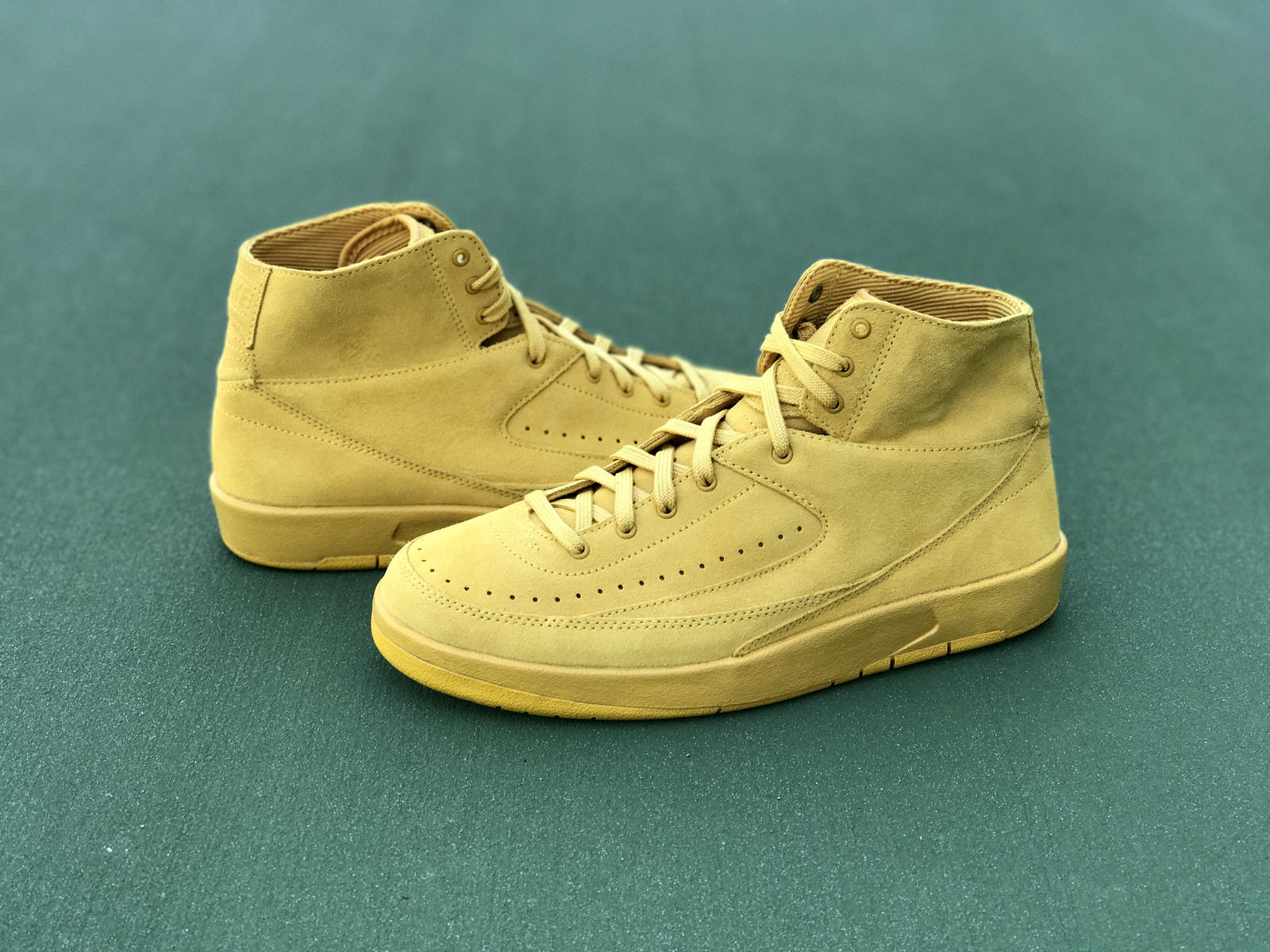 Air Jordan 2 Decon "Mineral Gold"