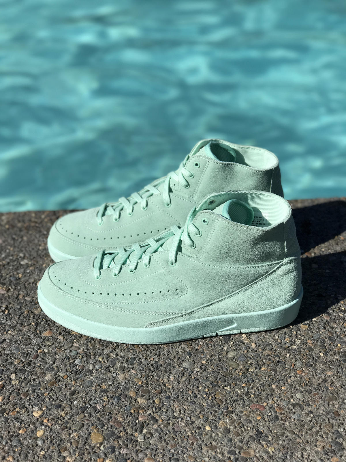 Air Jordan 2 Decon "Mint Foam"