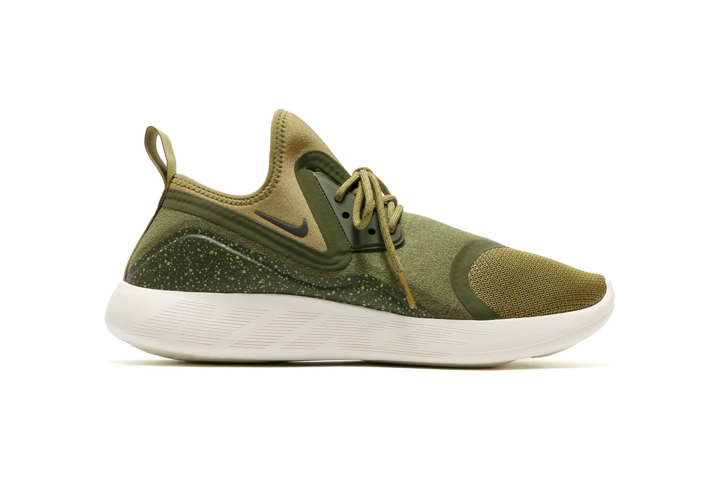 Nike LunarCharge "Camper Green"