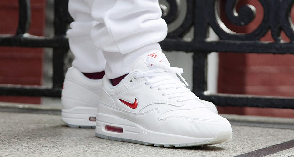 Nike Air Max 1 Jewel "White/Red"