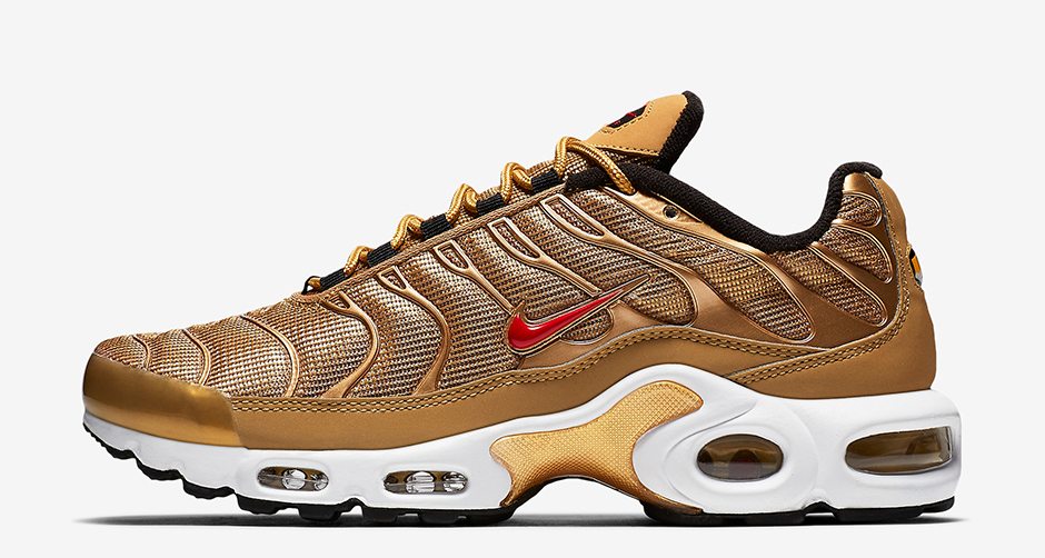 Nike Air Max Plus "Metallic Gold"