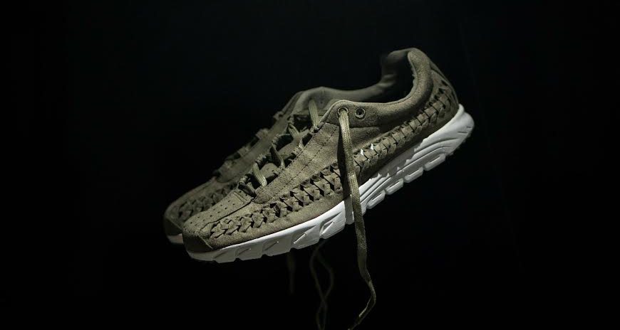 Nike Mayfly Woven "Olive"