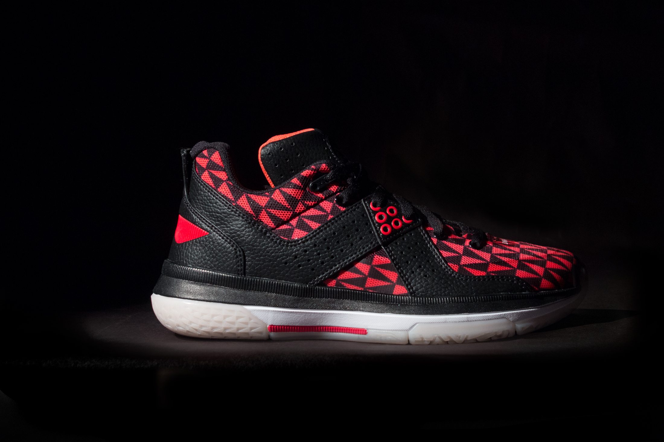 Li-Ning x Way of Wade All City 5 for Tyler Johnson