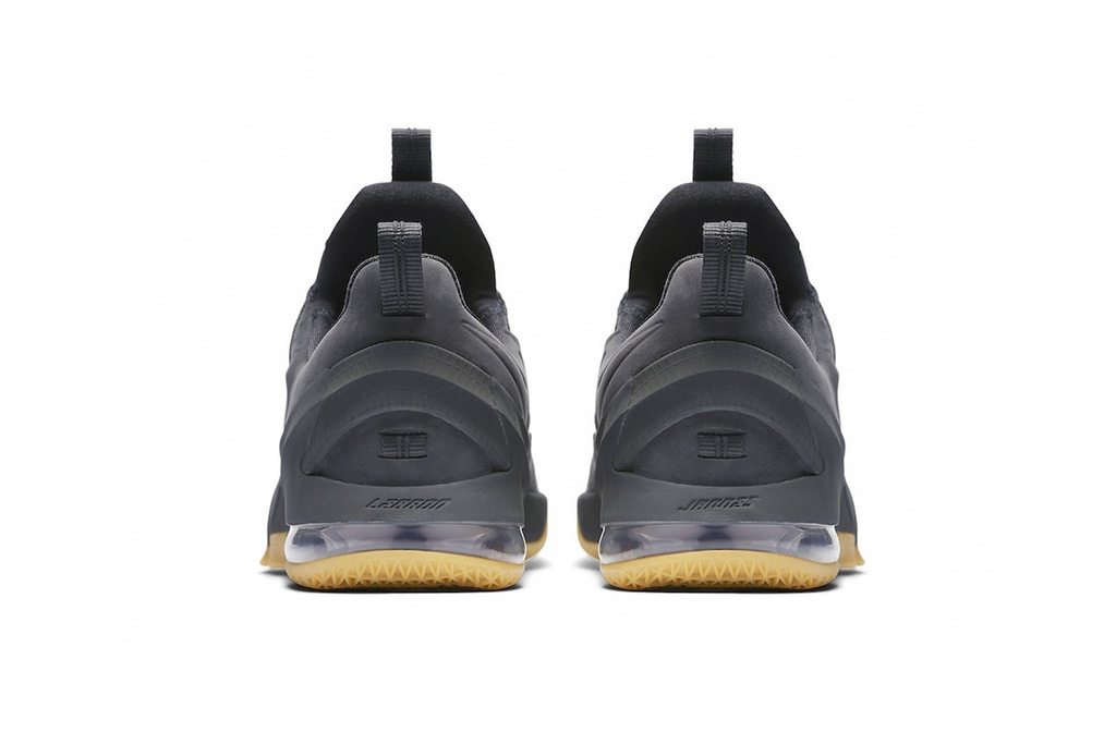 Nike LeBron 13 Low "Anthracite"