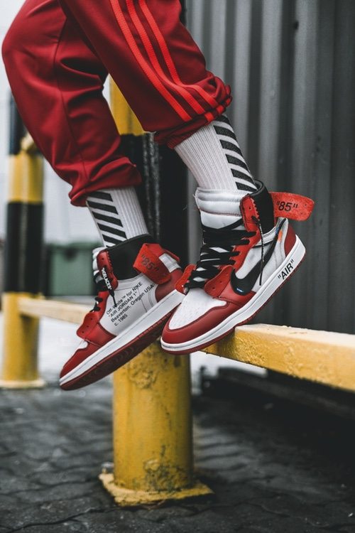 Off-White x Air Jordan 1