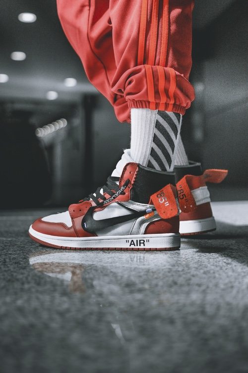 Off-White x Air Jordan 1