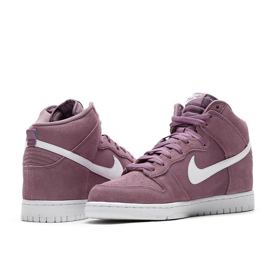 Nike Dunk High "Violet Dust"