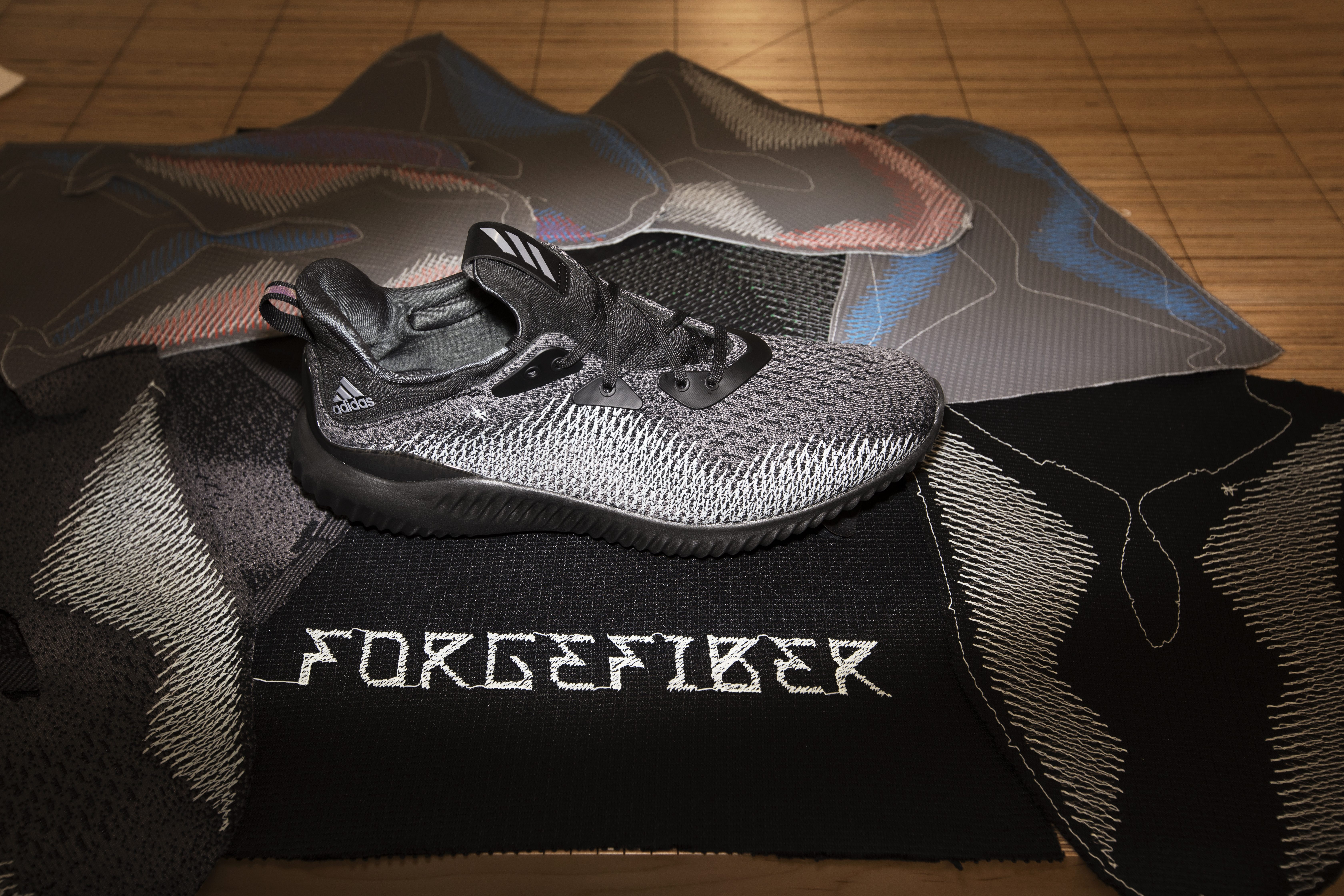 adidas AlphaBOUNCE LTD FORGEFIBER