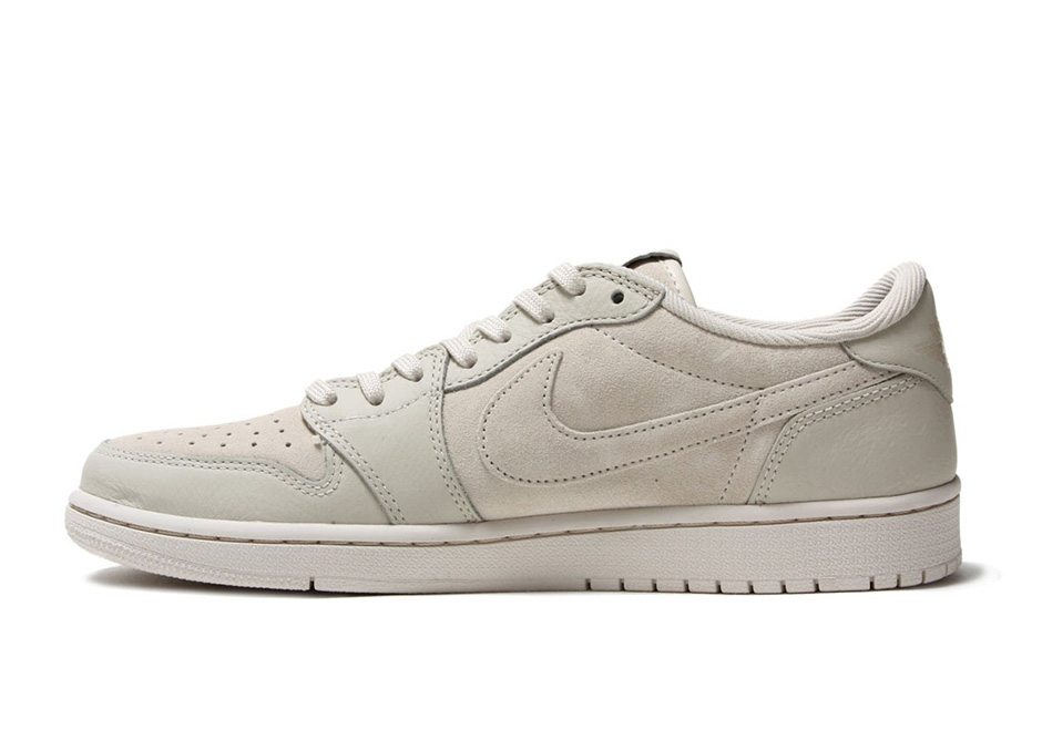 Air Jordan 1 Low "Light Orewood Brown"