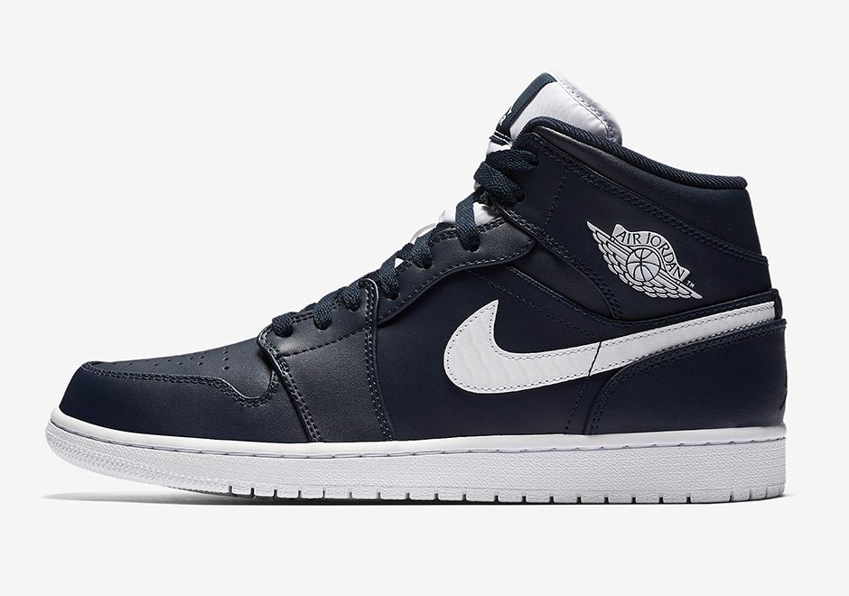 Air Jordan 1 Mid "Jeter"