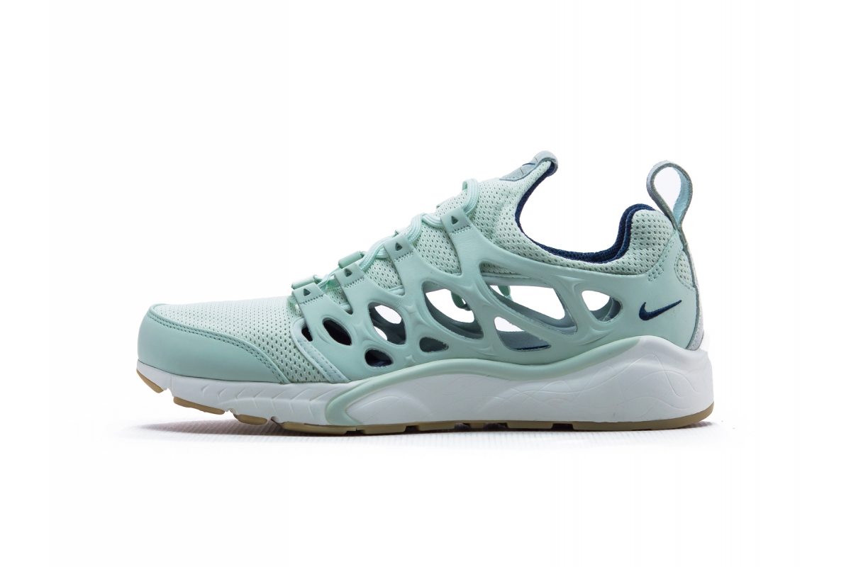 Nike Air Zoom Chalapuka "Barely Green"