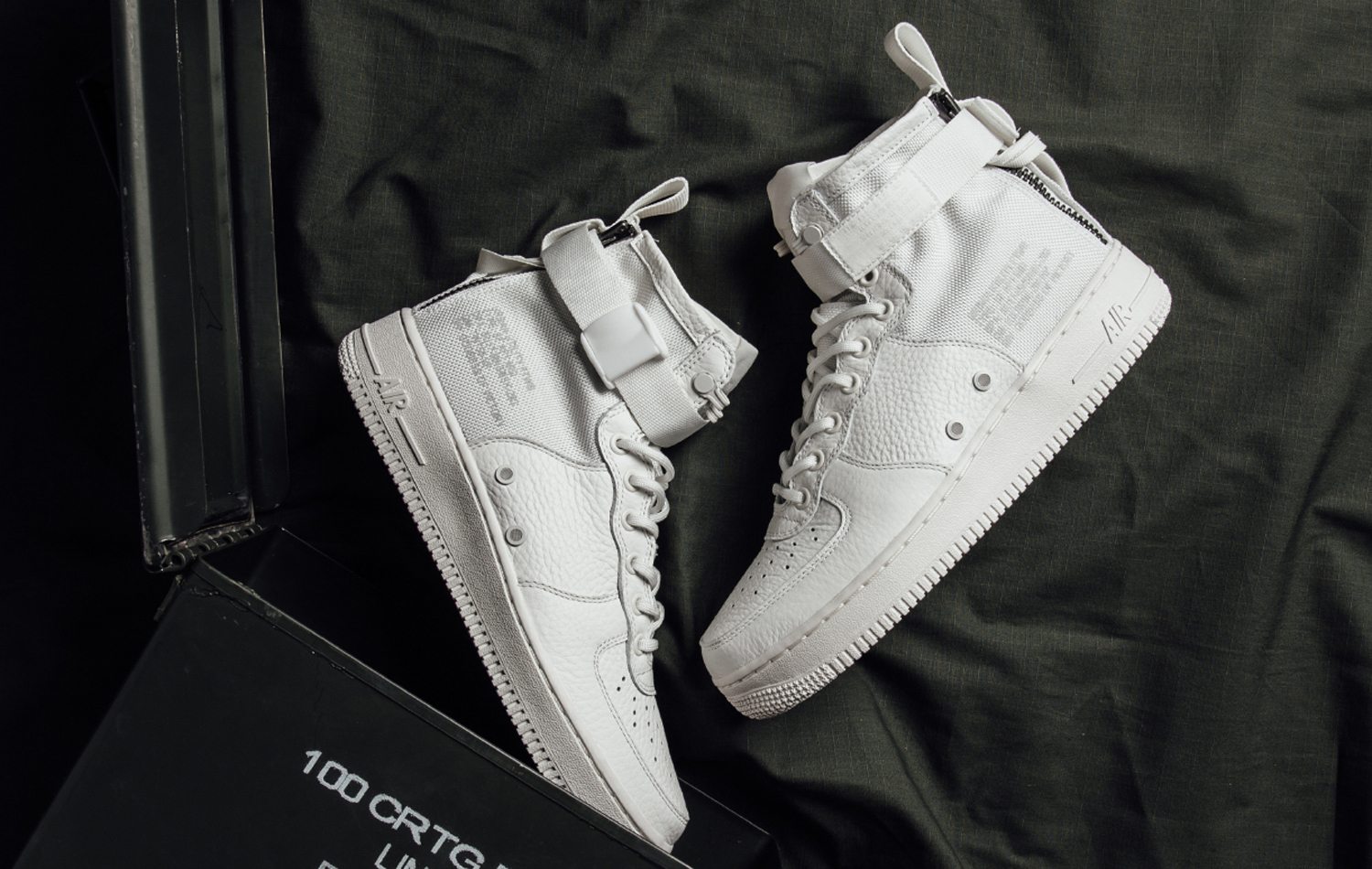 Nike SF Air Force 1 Mid "Triple Ivory"