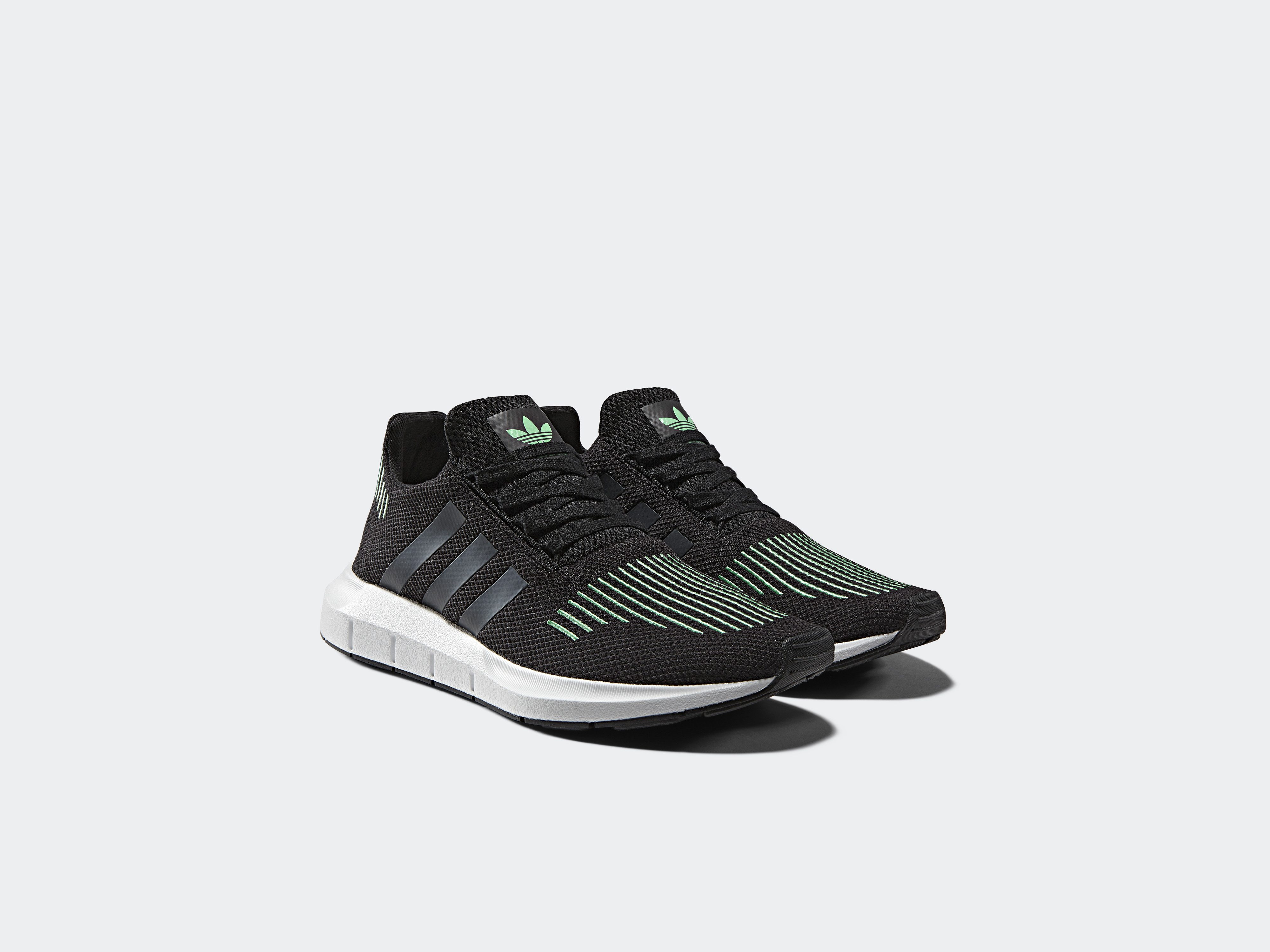 adidas Swift Run