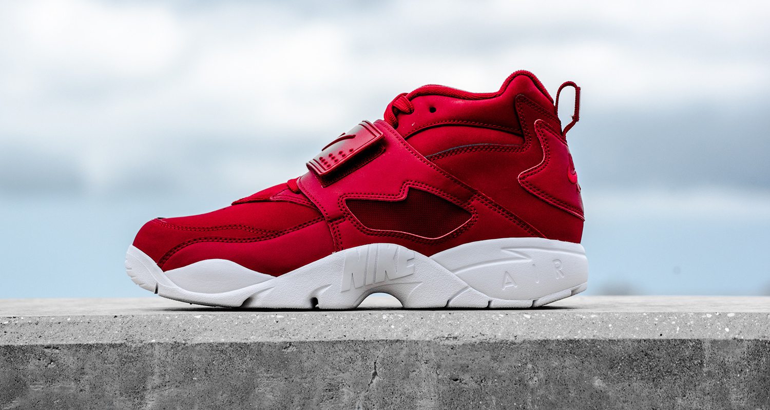 Nike Air Diamond Turf "Gym Red"