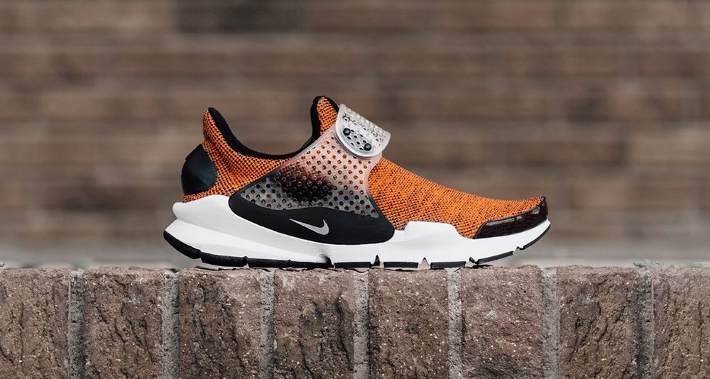 Nike Sock Dart SE "Terra Orange"